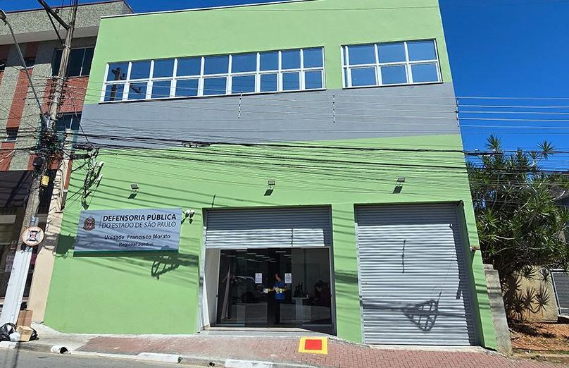 Imagem da fachada da sede da Defensoria Pública de Francisco Morato