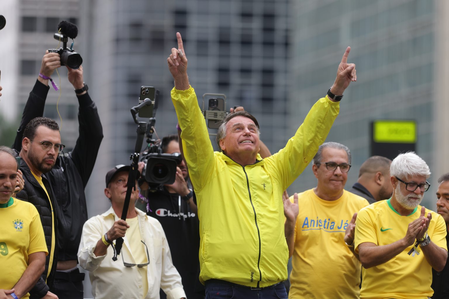 Imagem de Jair Bolsonaro durante manifestação na Av. Paulista