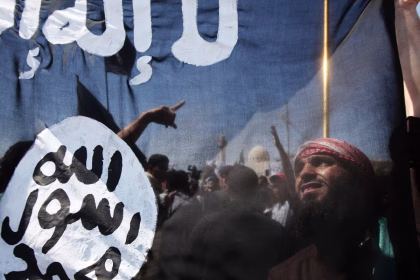 Al-Qaeda ameaça EUA e Israel após ataque em voo da FlyDubai